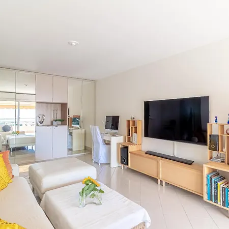 Дом отдыха High-end With Pool And Panoramic Views